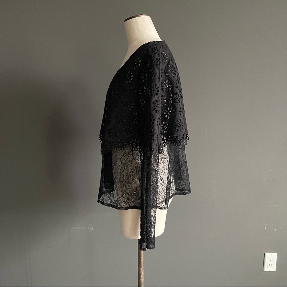 Sea NY Annabeth Black Lace Blouse Sheer Eyelet Tunic Romantic Top Ethereal Soft - Picture 4 of 7
